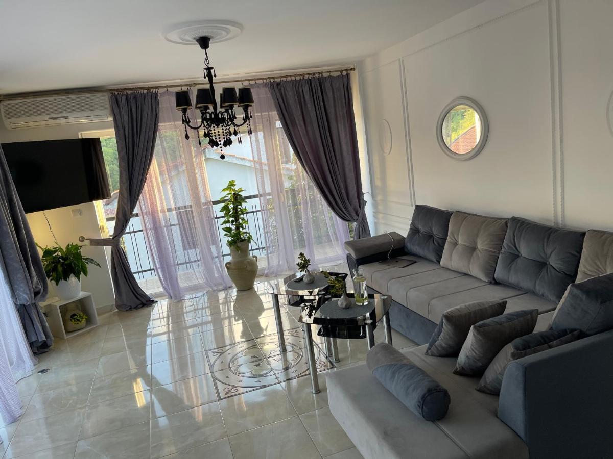 Apartmani Cirovic Luxury Herceg Novi Exterior foto