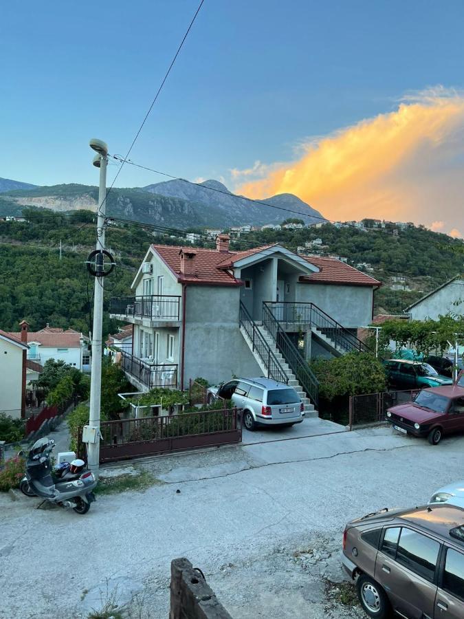 Apartmani Cirovic Luxury Herceg Novi Exterior foto